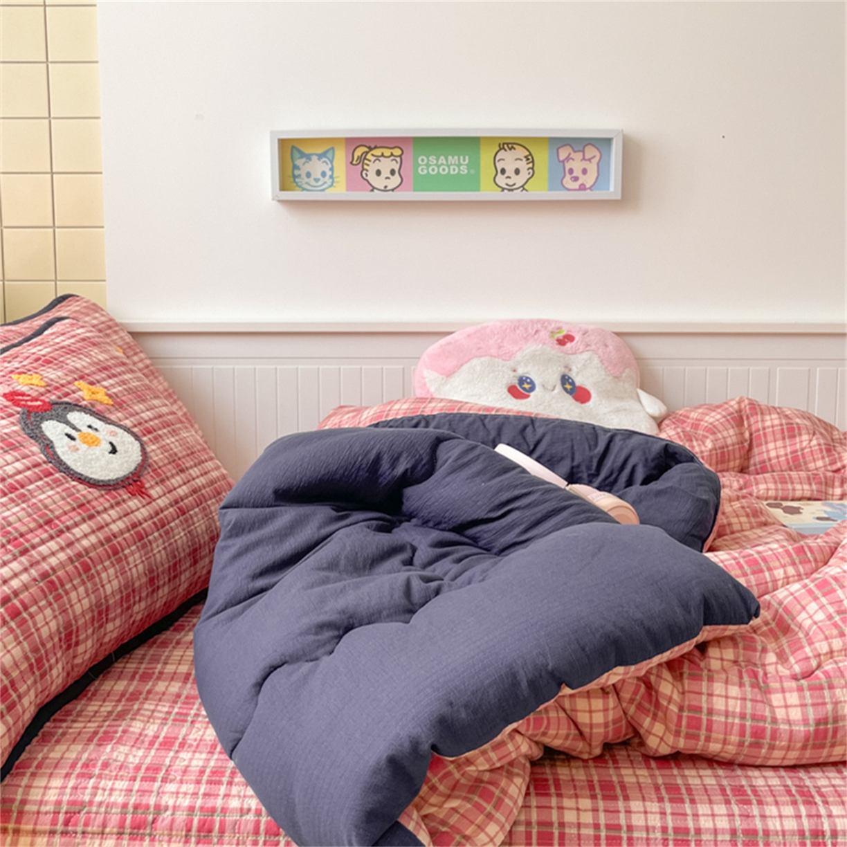 91家纺网 家纺一手货源 找家纺 老帅 2025新款毛巾绣床盖春秋冬被套件 企鹅乖乖