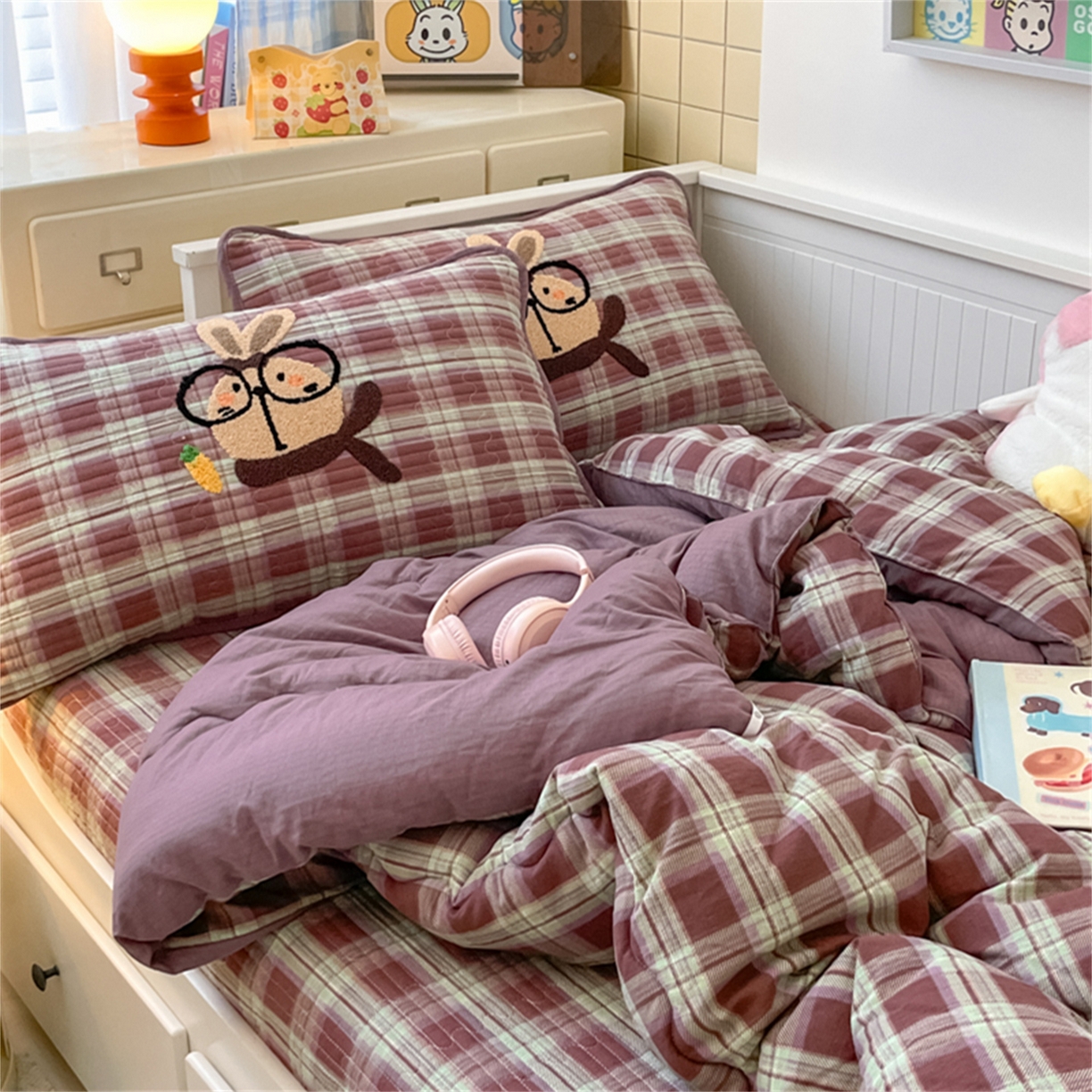 91家纺网 家纺一手货源 找家纺 老帅 2025新款毛巾绣床盖春秋冬被套件 兔宝