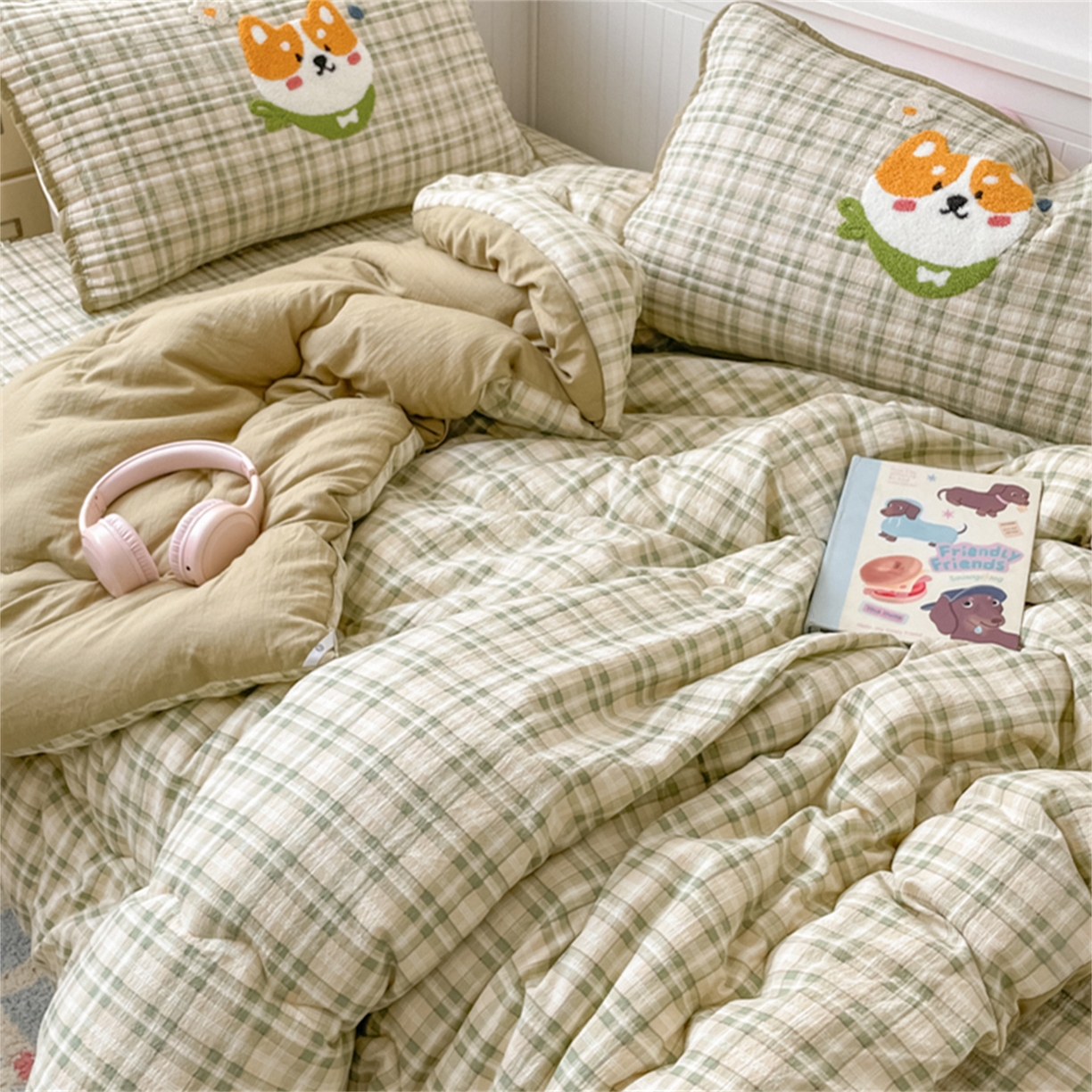 91家纺网 家纺一手货源 找家纺 老帅 2025新款毛巾绣床盖春秋冬被套件 幸运狗