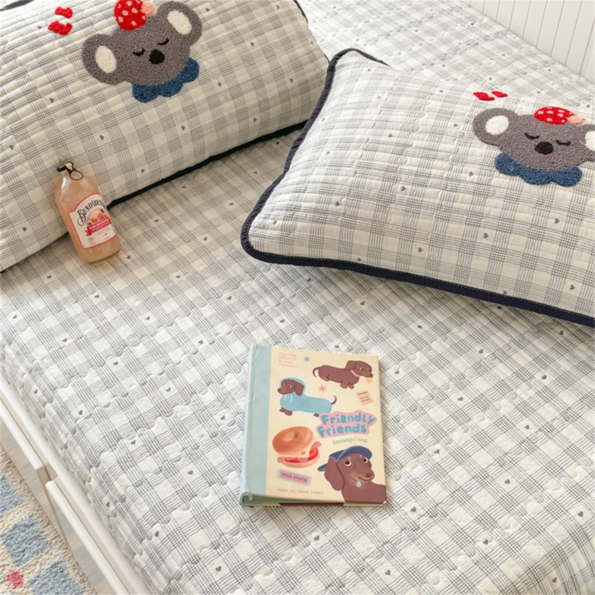 91家纺网 家纺一手货源 找家纺 老帅 2025新款毛巾绣床盖春秋冬被套件 happy考拉