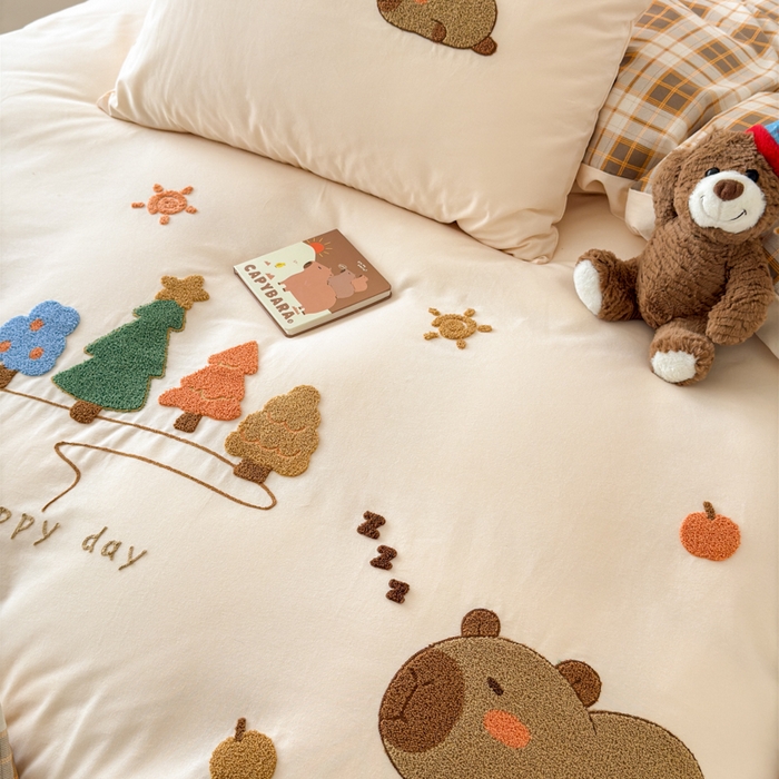 91家纺网 家纺一手货源 找家纺 如意朵 2025新款全棉加厚磨毛毛巾绣四件套（专版花型） 可爱巴拉