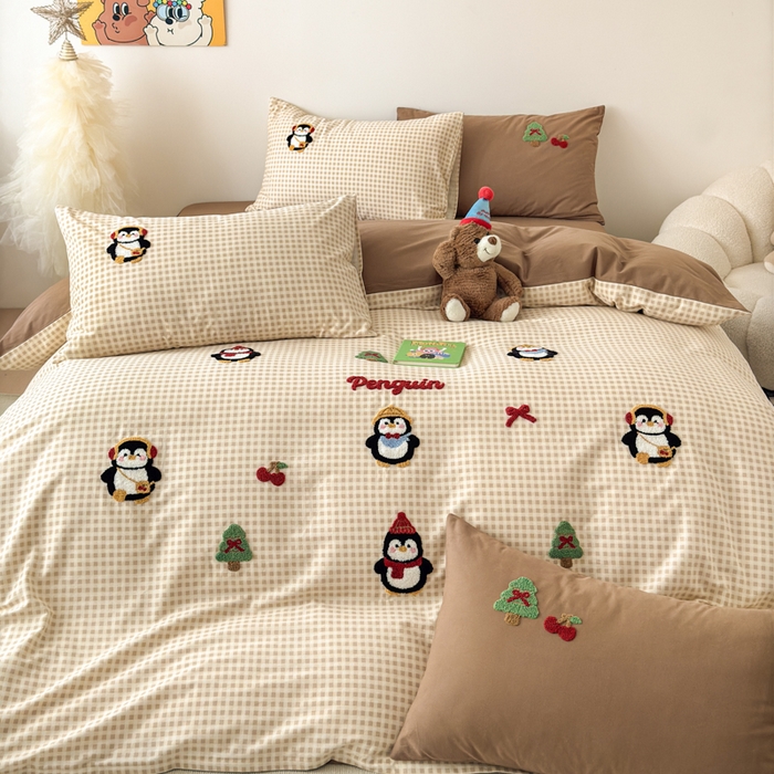 91家纺网 家纺一手货源 找家纺 如意朵 2025新款全棉加厚磨毛毛巾绣四件套（专版花型） 快乐企鹅