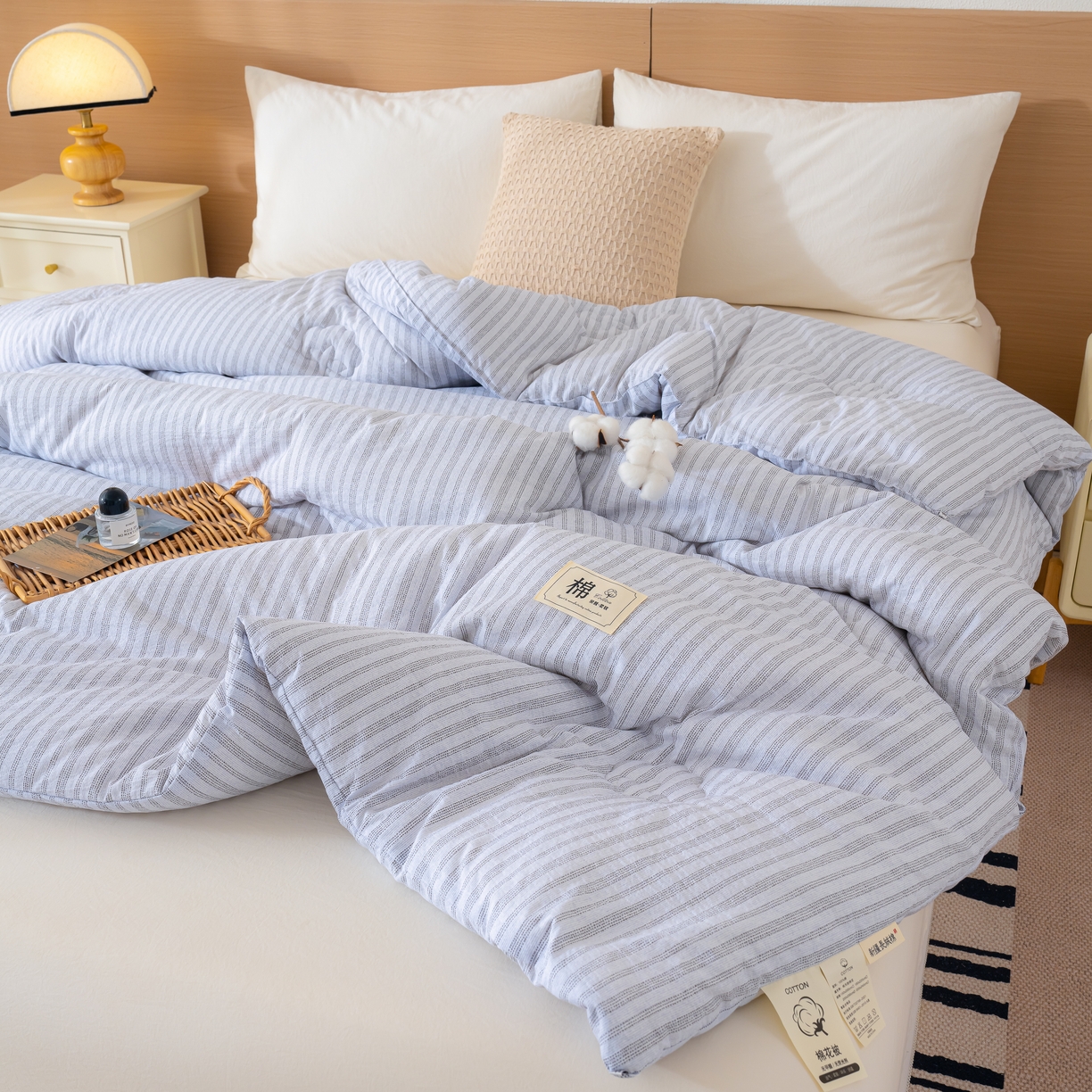 91家纺网 家纺一手货源 找家纺 蓝冰家纺 2025新款亚麻棉花冬被 蓝色条纹