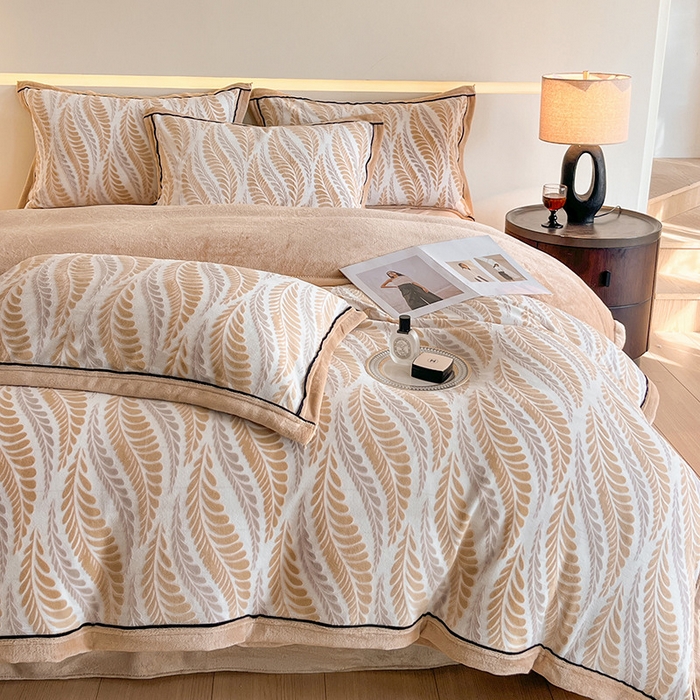 91家纺网 家纺一手货源 找家纺 畅畅家纺 2025新款冬季压线款雕花牛奶绒四件套 叶恋-咖