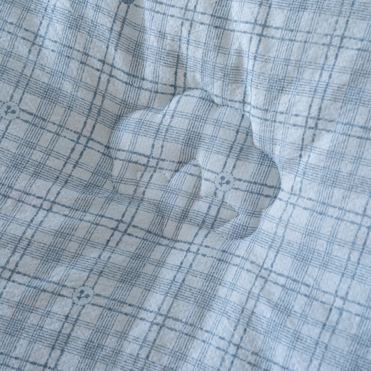 91家纺网 家纺一手货源 找家纺 蓝冰家纺 2025新款亚麻棉花冬被 蓝色小细格