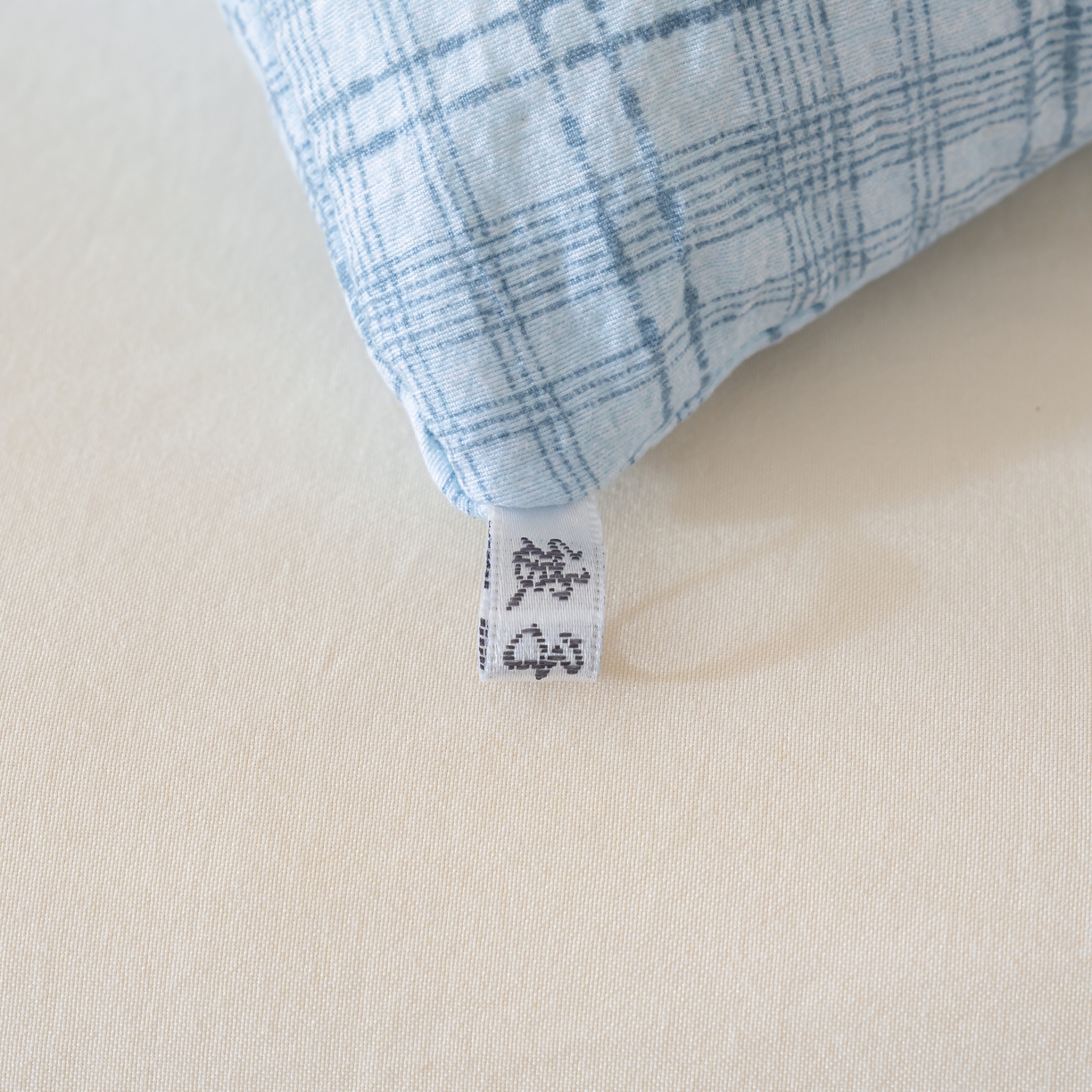 91家纺网 家纺一手货源 找家纺 蓝冰家纺 2025新款亚麻棉花冬被 蓝色小细格