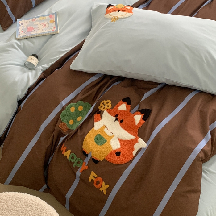 91家纺网 家纺一手货源 找家纺 如意朵 2025新款全棉加厚磨毛毛巾绣四件套（专版花型） 小狐狸