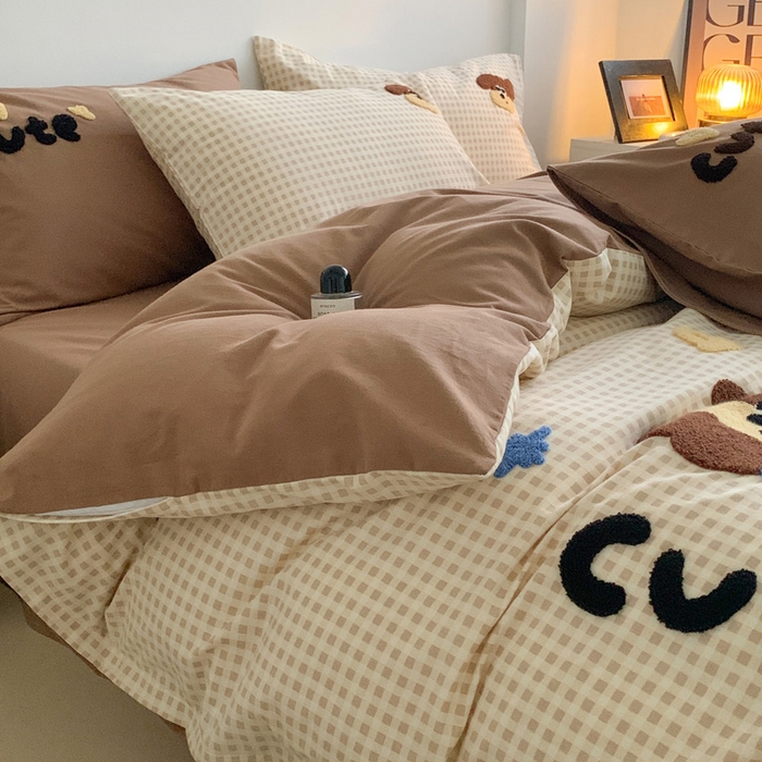 91家纺网 家纺一手货源 找家纺 如意朵 2025新款全棉加厚磨毛毛巾绣四件套（专版花型） 羞羞狗