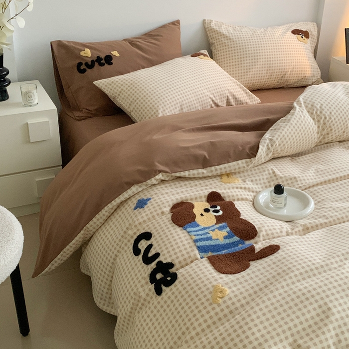 91家纺网 家纺一手货源 找家纺 如意朵 2025新款全棉加厚磨毛毛巾绣四件套（专版花型） 羞羞狗