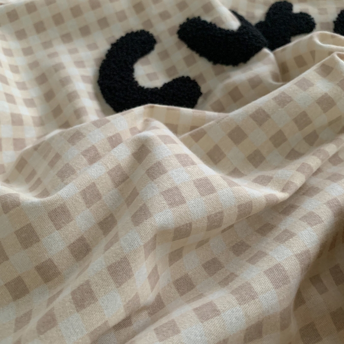 91家纺网 家纺一手货源 找家纺 如意朵 2025新款全棉加厚磨毛毛巾绣四件套（专版花型） 羞羞狗