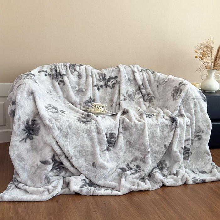 91家纺网 家纺一手货源 找家纺 璐维斯 2025新款A类兔毛绒双层多功能被套毯带拉链 卡通花卉牛奶绒毛毯秋冬保暖毯子盖毯 繁花-灰