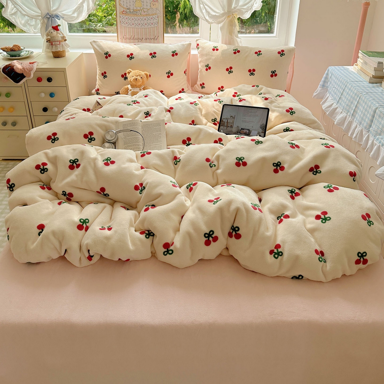 91家纺网 家纺一手货源 找家纺 （总）优选 2025新款小清新加厚高克重牛奶绒四件套直播爆款电商爆款