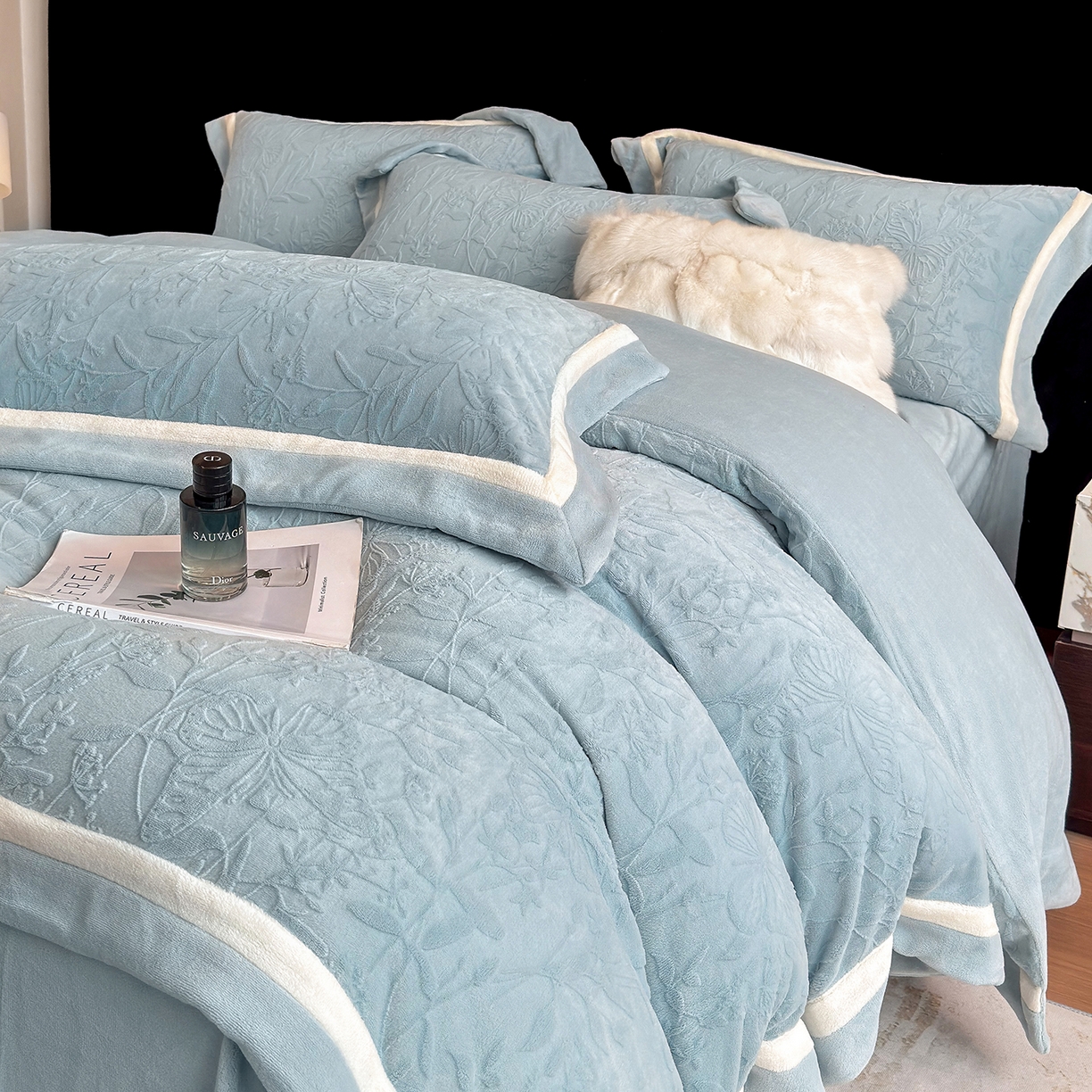 家居1号家纺 2025新款230克全消光牛奶绒四件套-梦蝶 梦蝶-兰