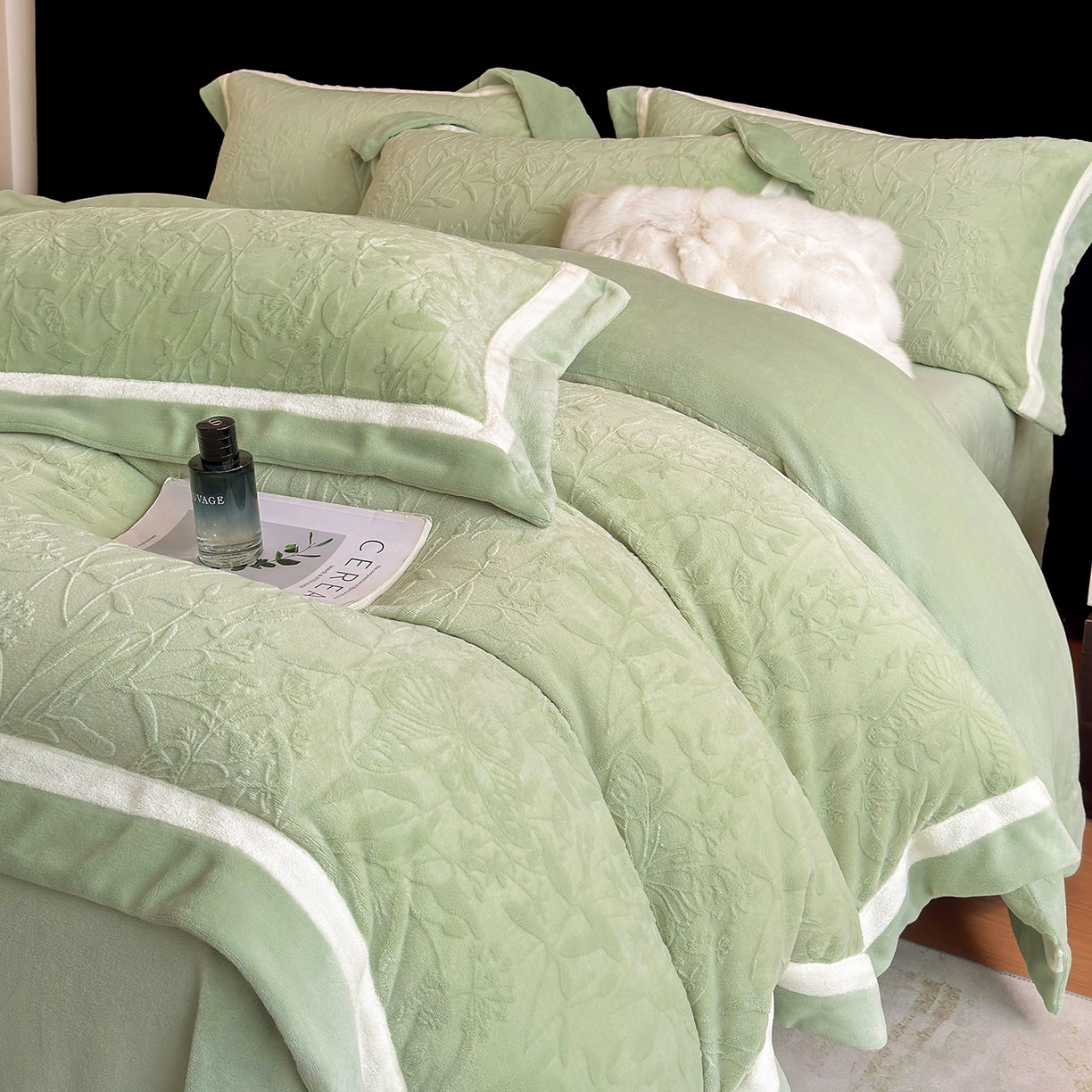 91家纺网 家纺一手货源 找家纺 （总）家居1号家纺 2025新款230克全消光牛奶绒四件套-梦蝶