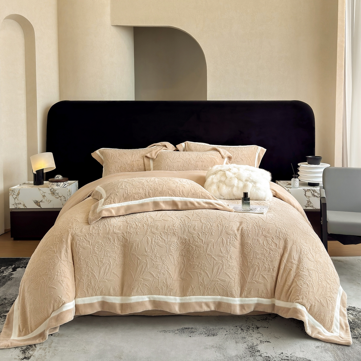 91家纺网 家纺一手货源 找家纺 （总）家居1号家纺 2025新款230克全消光牛奶绒四件套-梦蝶