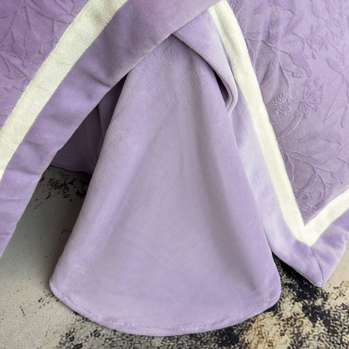 91家纺网 家纺一手货源 找家纺 家居1号家纺 2025新款230克全消光牛奶绒四件套-梦蝶 梦蝶-暖紫