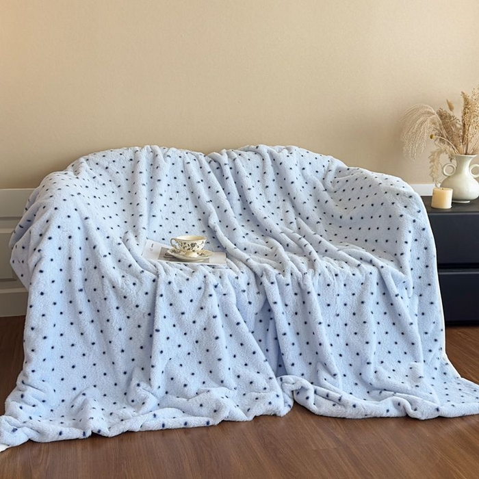 91家纺网 家纺一手货源 找家纺 璐维斯 2025新款A类兔毛绒双层多功能被套毯带拉链 卡通花卉牛奶绒毛毯秋冬保暖毯子盖毯 浪漫波点-蓝