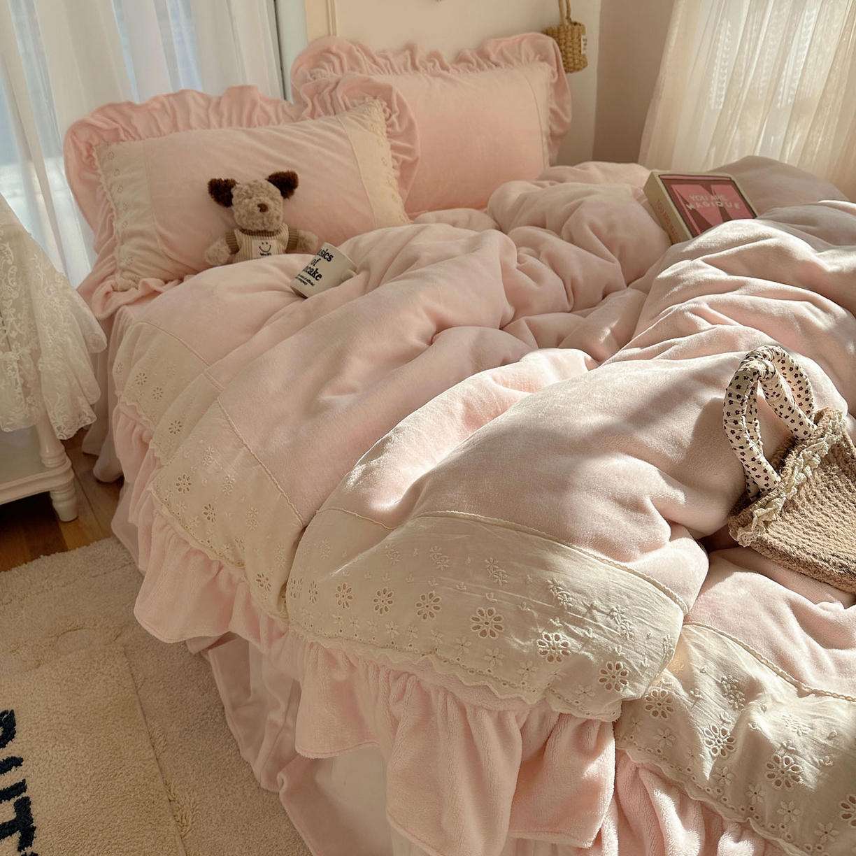 轻奢坊 2025新款牛奶绒纯色全棉蕾丝大花边四件套-软乎系列 软乎粉