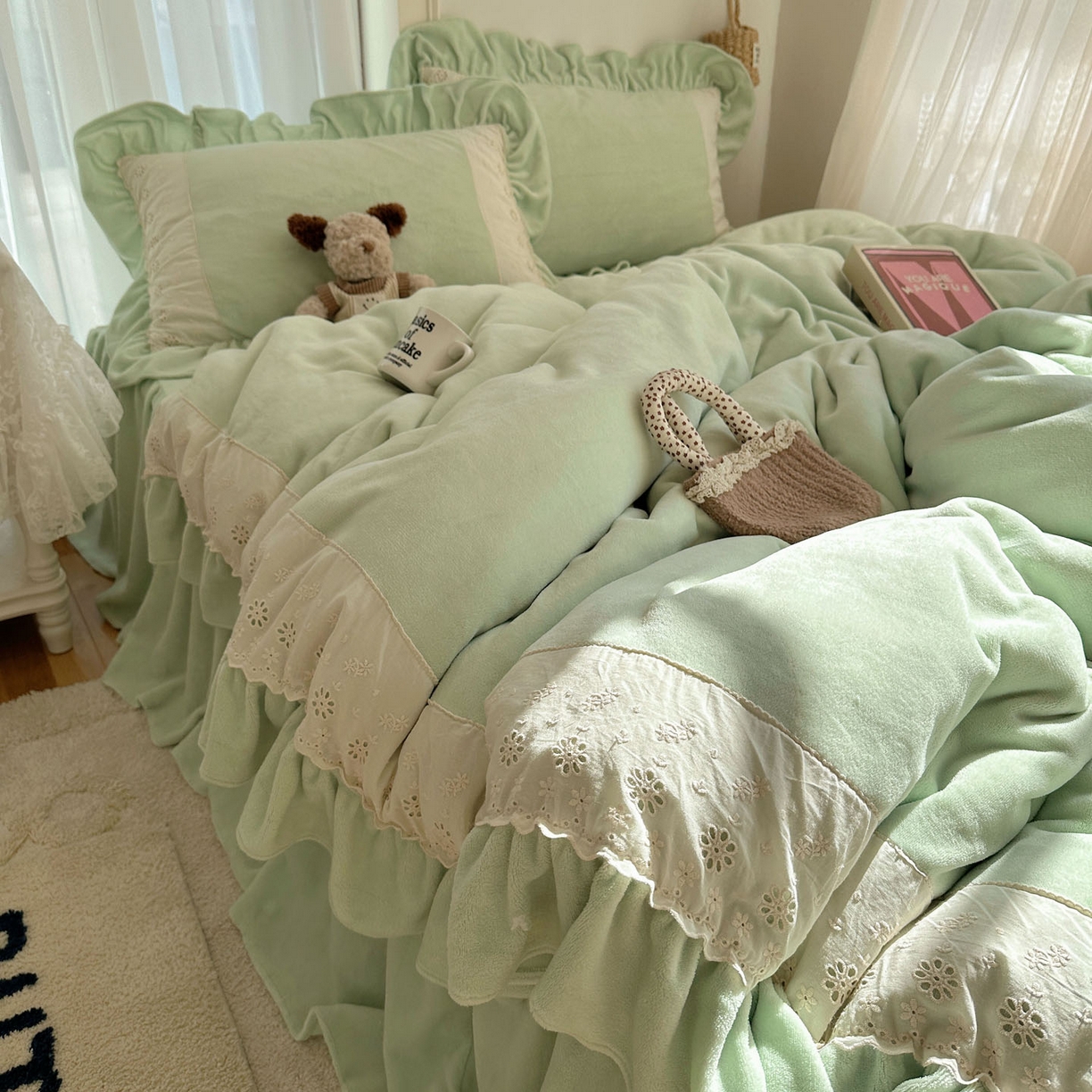 轻奢坊 2025新款牛奶绒纯色全棉蕾丝大花边四件套-软乎系列 软乎绿