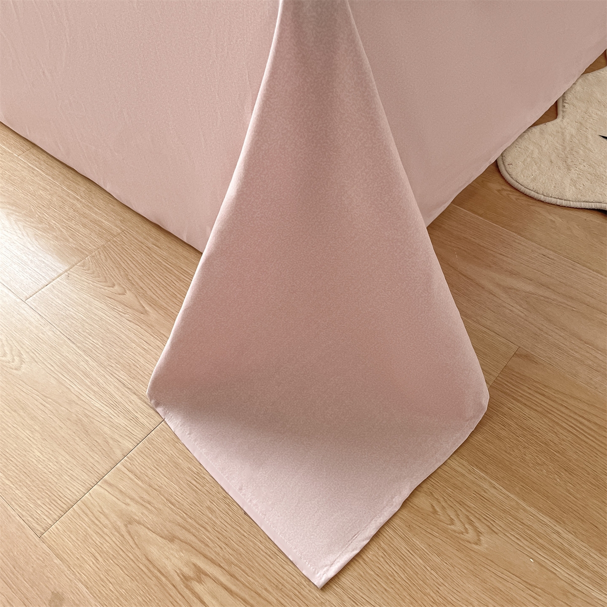 91家纺网 家纺一手货源 找家纺 义博家纺 2025新款韩版花边印花四件套四件套 碎花-浅粉