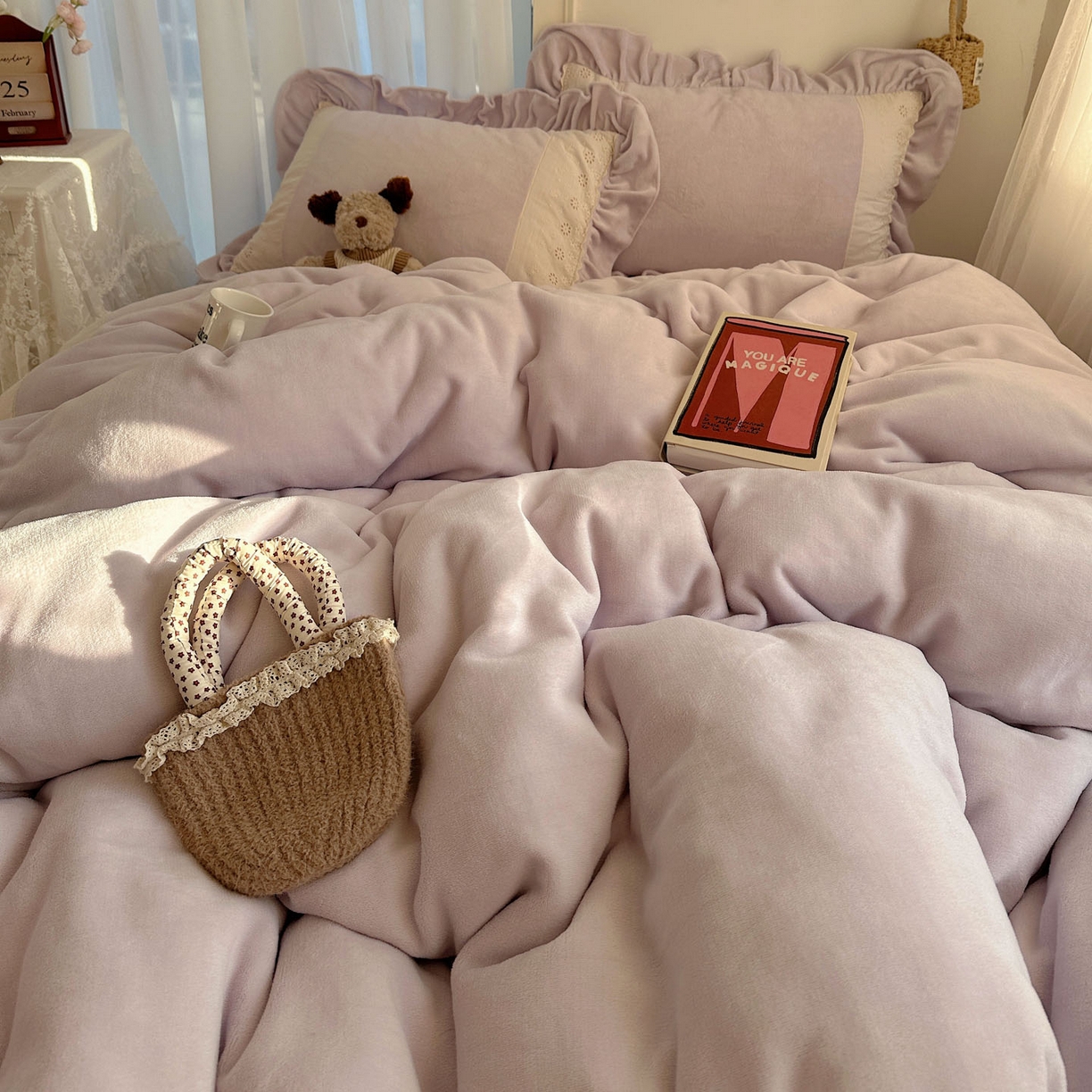 91家纺网 家纺一手货源 找家纺 轻奢坊 2025新款牛奶绒纯色全棉蕾丝大花边四件套-软乎系列 软乎紫