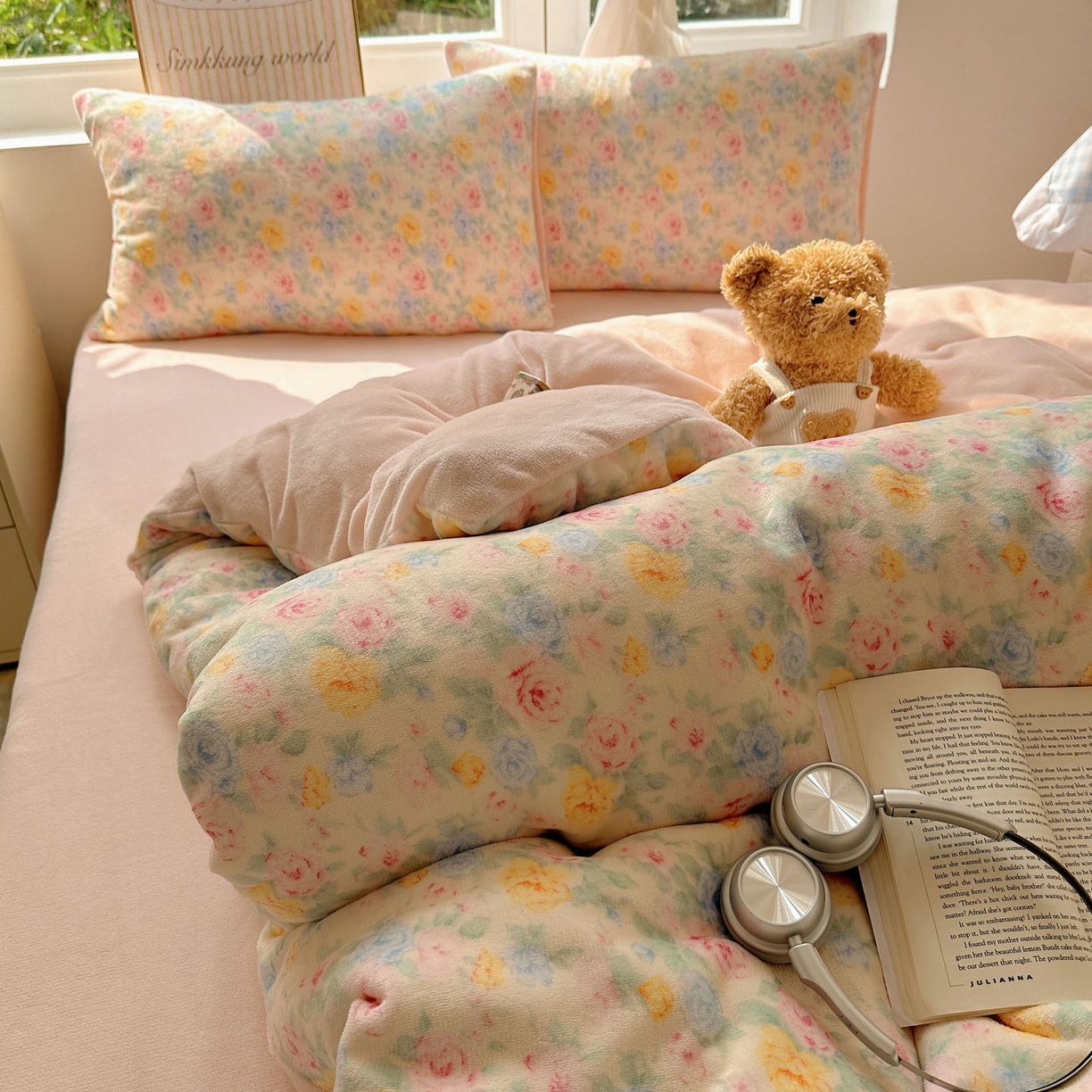 91家纺网 家纺一手货源 找家纺 优选 2025新款小清新加厚高克重牛奶绒四件套直播爆款电商爆款春意满园