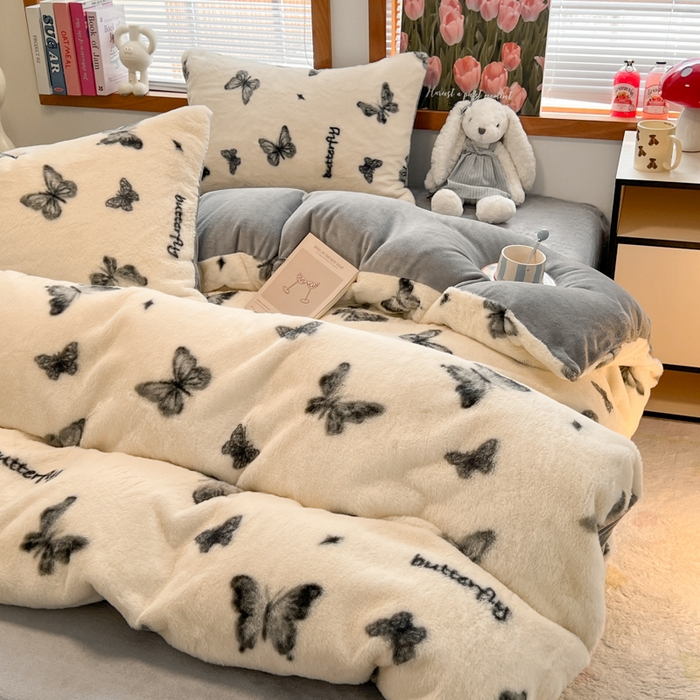 91家纺网 家纺一手货源 找家纺 妖妖家纺 2025新款加厚印花兔毛绒保暖四件套 幻蝶