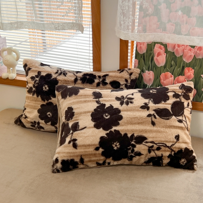 91家纺网 家纺一手货源 找家纺 妖妖家纺 2025新款加厚印花兔毛绒保暖四件套 花絮语