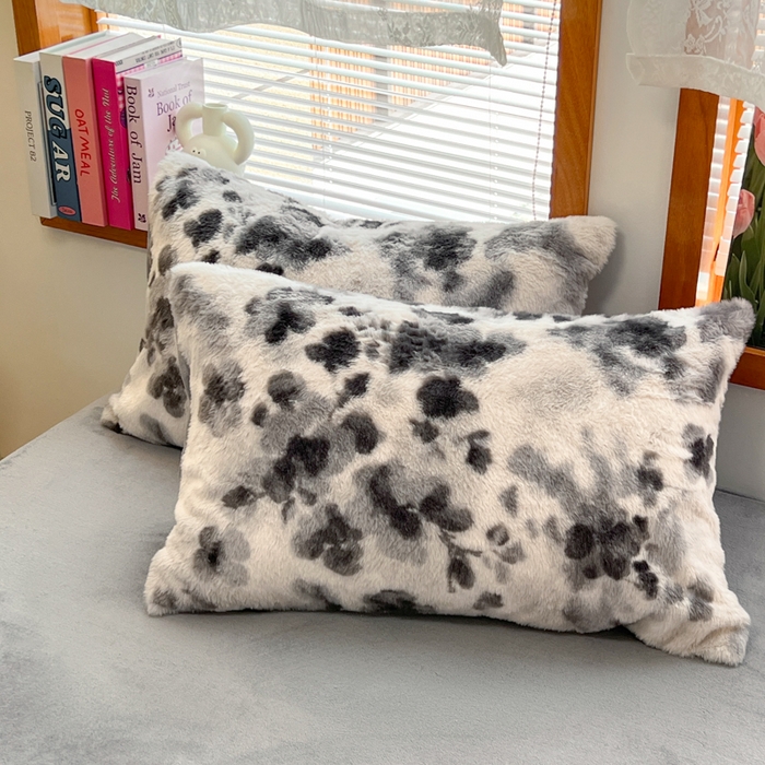 91家纺网 家纺一手货源 找家纺 妖妖家纺 2025新款加厚印花兔毛绒保暖四件套 墨染