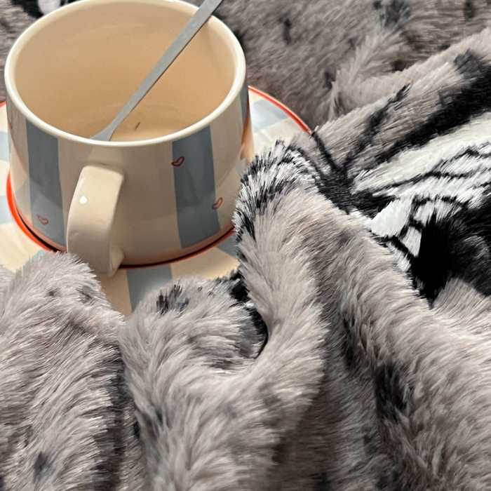 91家纺网 家纺一手货源 找家纺 妖妖家纺 2025新款加厚印花兔毛绒保暖四件套 夏夜梦蝶