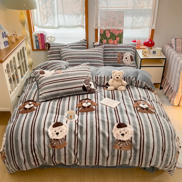 91家纺网 家纺一手货源 找家纺 妖妖家纺 2025新款加厚印花兔毛绒保暖四件套 英伦狗狗