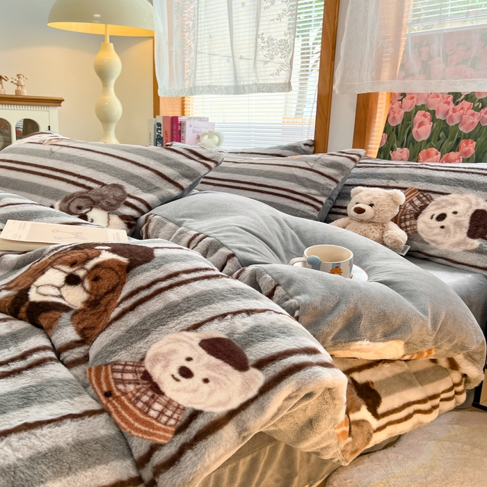 91家纺网 家纺一手货源 找家纺 妖妖家纺 2025新款加厚印花兔毛绒保暖四件套 英伦狗狗