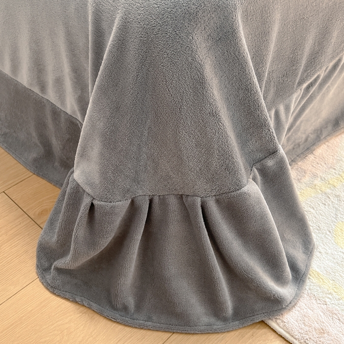 91家纺网 家纺一手货源 找家纺 妖妖家纺 2025新款加厚印花兔毛绒保暖四件套 月下猫舞