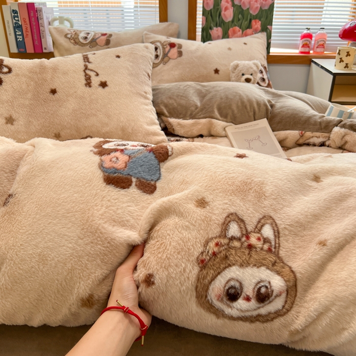 91家纺网 家纺一手货源 找家纺 妖妖家纺 2025新款加厚印花兔毛绒保暖四件套 甜萌布布