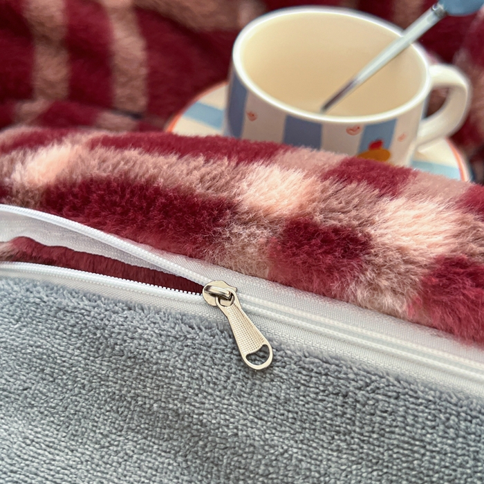 91家纺网 家纺一手货源 找家纺 妖妖家纺 2025新款加厚印花兔毛绒保暖四件套 月下猫舞