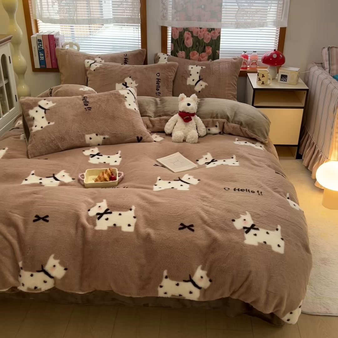 91家纺网 家纺一手货源 找家纺 妖妖家纺 2025新款加厚印花兔毛绒保暖四件套 你好小狗