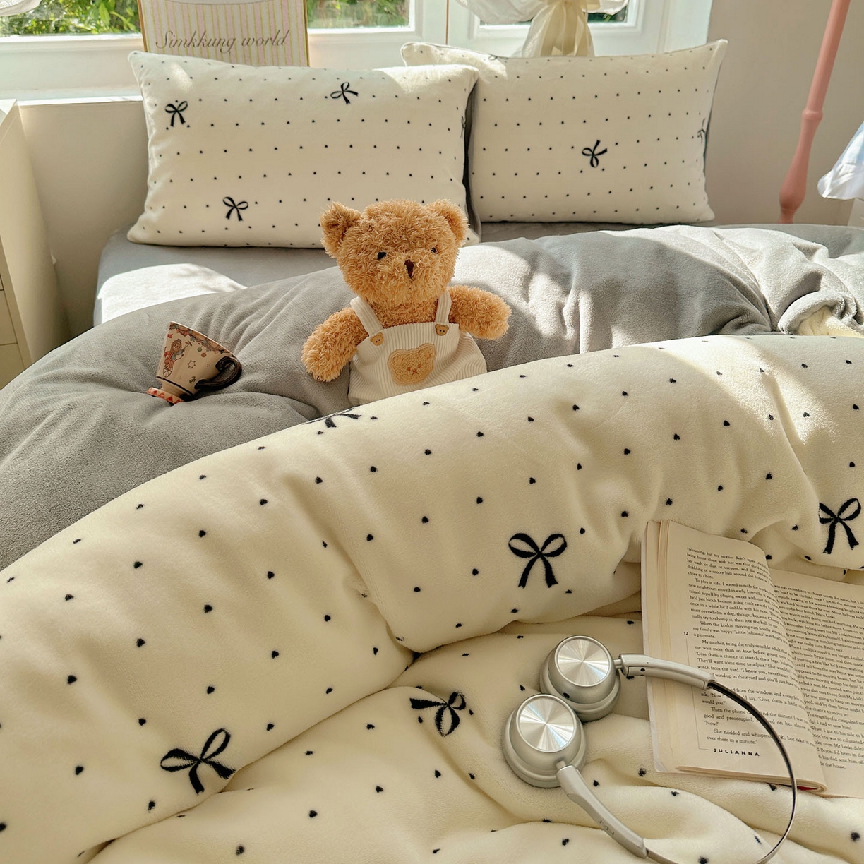 91家纺网 家纺一手货源 找家纺 优选 2025新款小清新加厚高克重牛奶绒四件套直播爆款电商爆款法式简爱