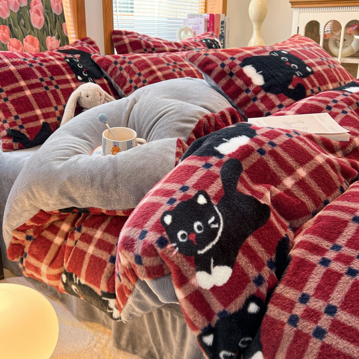 91家纺网 家纺一手货源 找家纺 妖妖家纺 2025新款加厚印花兔毛绒保暖四件套 月下猫舞