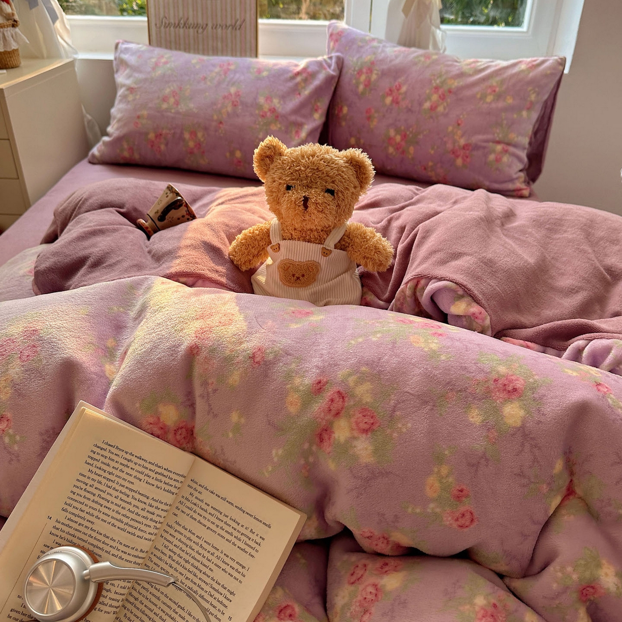 91家纺网 家纺一手货源 找家纺 优选 2025新款小清新加厚高克重牛奶绒四件套直播爆款电商爆款花团锦簇