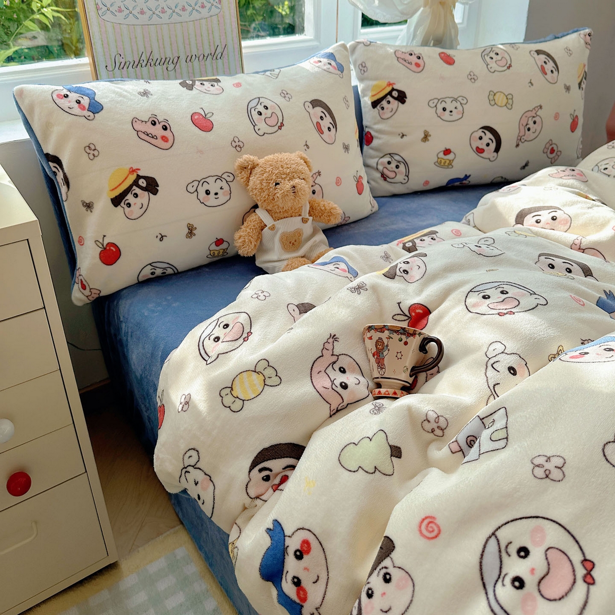 91家纺网 家纺一手货源 找家纺 优选 2025新款小清新加厚高克重牛奶绒四件套直播爆款电商爆款欢乐男孩