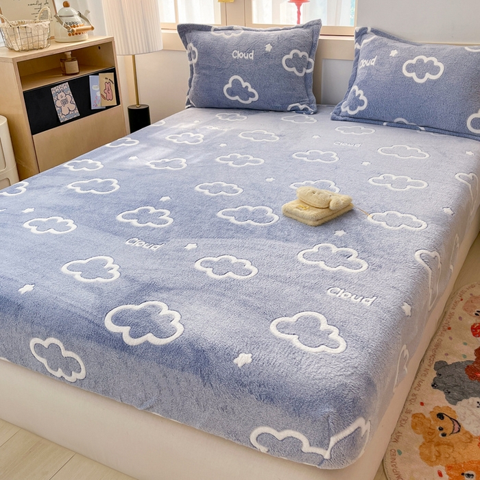 91家纺网 家纺一手货源 找家纺 川悦生活 2025新款高克重雪花绒卡通印花加厚保暖大床单床笠 床笠奶味云朵