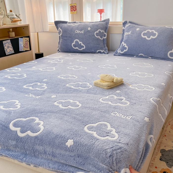 91家纺网 家纺一手货源 找家纺 川悦生活 2025新款高克重雪花绒卡通印花加厚保暖大床单床笠 床笠奶味云朵