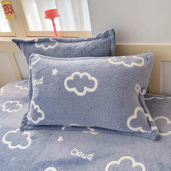 91家纺网 家纺一手货源 找家纺 川悦生活 2025新款高克重雪花绒卡通印花加厚保暖大床单床笠 床笠奶味云朵