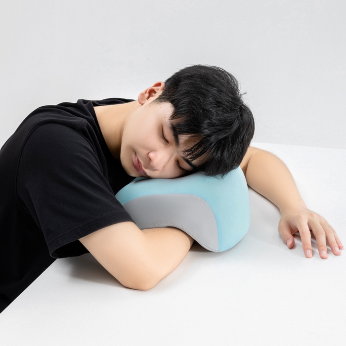 91家纺网 家纺一手货源 找家纺 （总）昕科 2025新款多功能不压手午睡枕-学生午睡枕芯办公室睡觉神器枕头趴睡记忆棉午睡枕