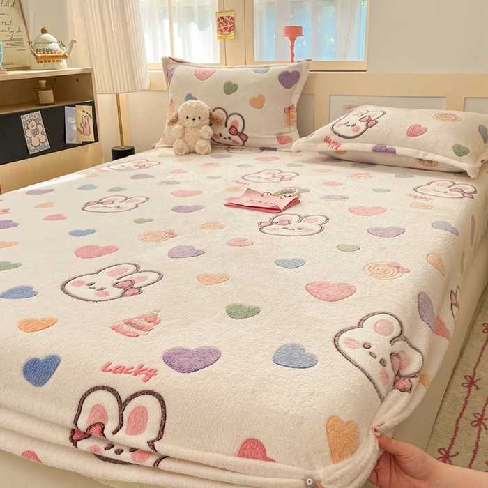 91家纺网 家纺一手货源 找家纺 川悦生活 2025新款高克重雪花绒卡通印花加厚保暖大床单床笠 床笠泡芙小兔
