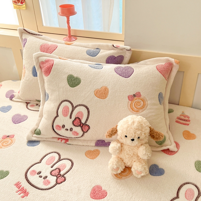 91家纺网 家纺一手货源 找家纺 川悦生活 2025新款高克重雪花绒卡通印花加厚保暖大床单床笠 床笠泡芙小兔