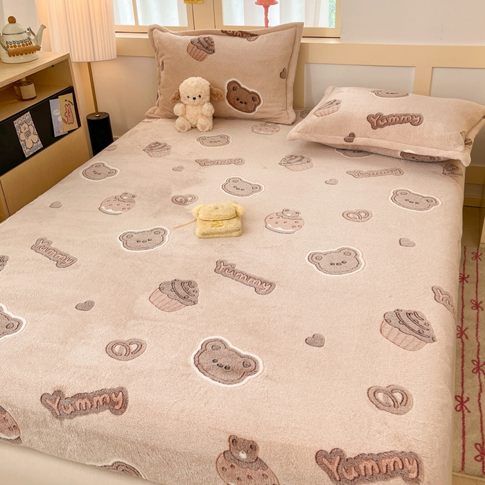 91家纺网 家纺一手货源 找家纺 川悦生活 2025新款高克重雪花绒卡通印花加厚保暖大床单床笠 床笠巧克力熊