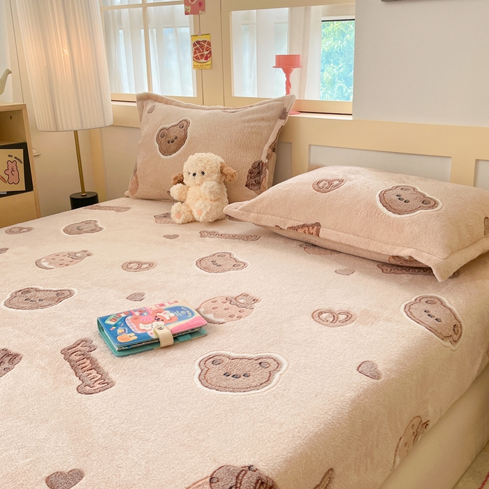 91家纺网 家纺一手货源 找家纺 川悦生活 2025新款高克重雪花绒卡通印花加厚保暖大床单床笠 床笠巧克力熊