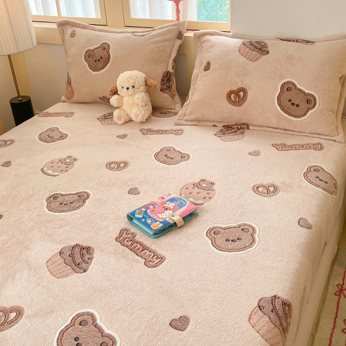 91家纺网 家纺一手货源 找家纺 川悦生活 2025新款高克重雪花绒卡通印花加厚保暖大床单床笠 床笠巧克力熊