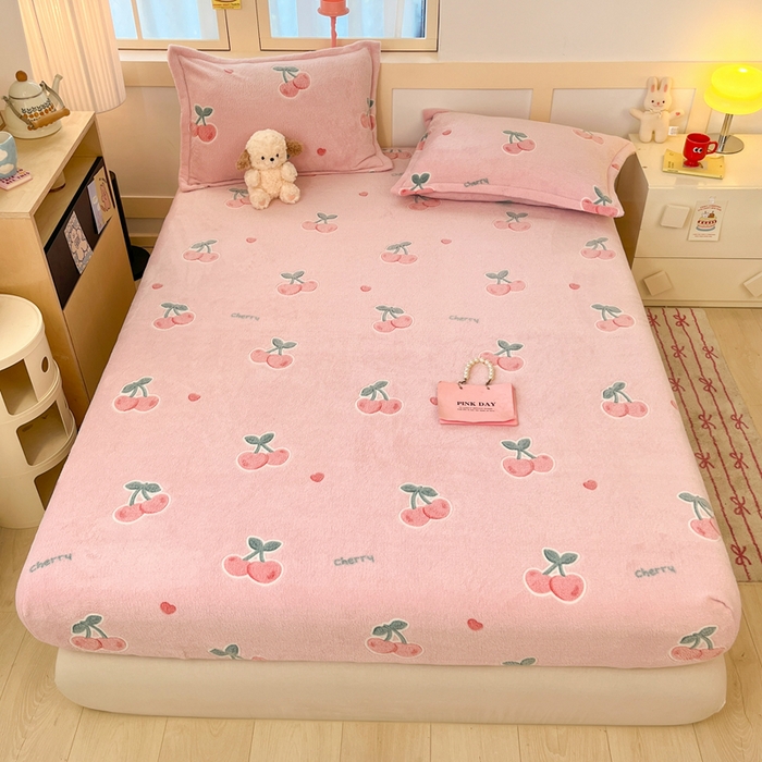 川悦生活 2025新款高克重雪花绒卡通印花加厚保暖大床单床笠 床笠桃心爱语